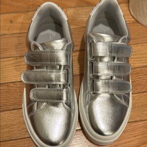 J Slides Silver Velcro Sneakers Modern Design NEW